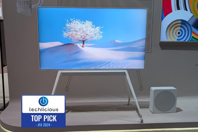  The TCL NXTPAPER TV is shown on a stand. The Techlicious Top Pick Award logo is in the lower left.