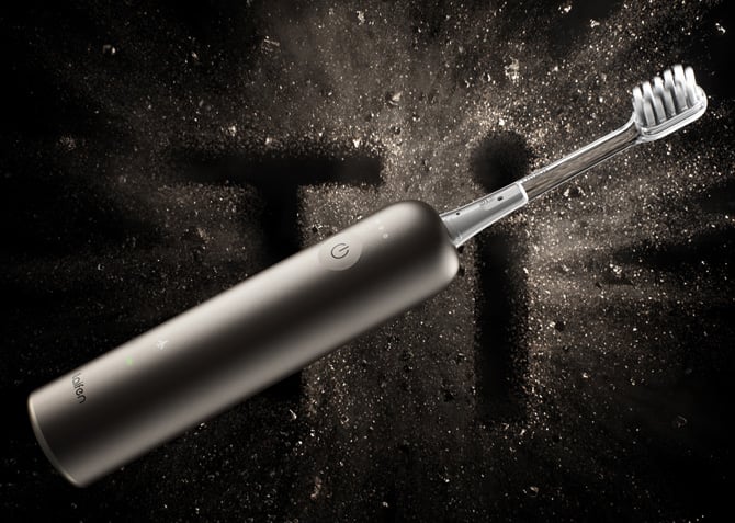 Laifen Wave Titanium toothbrush is shown against a black background