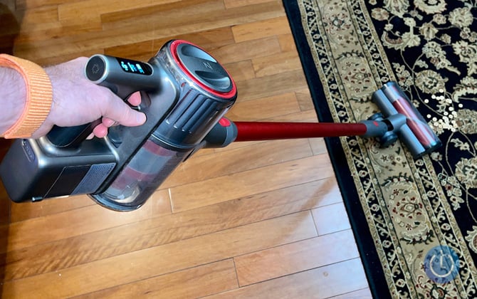 Roborock H7 Handheld Vacuum Cleaner Review: Lightweight and