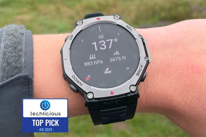 The Zepp Amazfit T-Rex 3 is shown worn on a wrist. The Techlicious Top Pick Award logo is in the lower left.