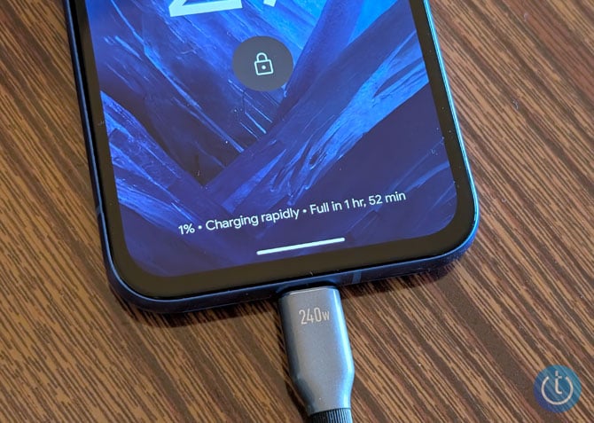 Google Pixel 8a showing the notification for Charging rapidly.