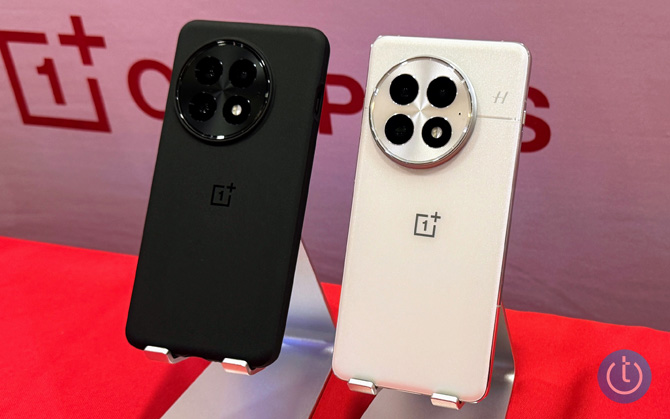 OnePlus 13 is shown in black (left) and white (right)